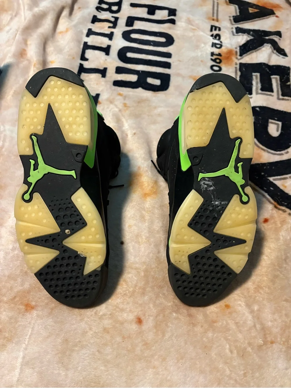 AIR JORDAN 6 RETRO ‘ELECTRIC GREEN’
